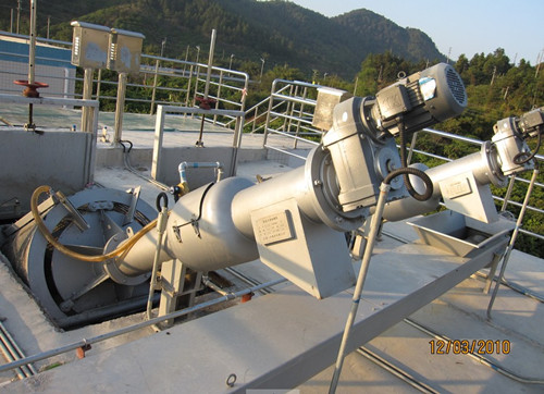 潜水搅拌�?2.jpg 潜水搅拌�?2.jpg