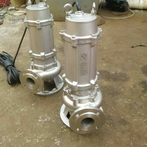 ��ʽ���۱�